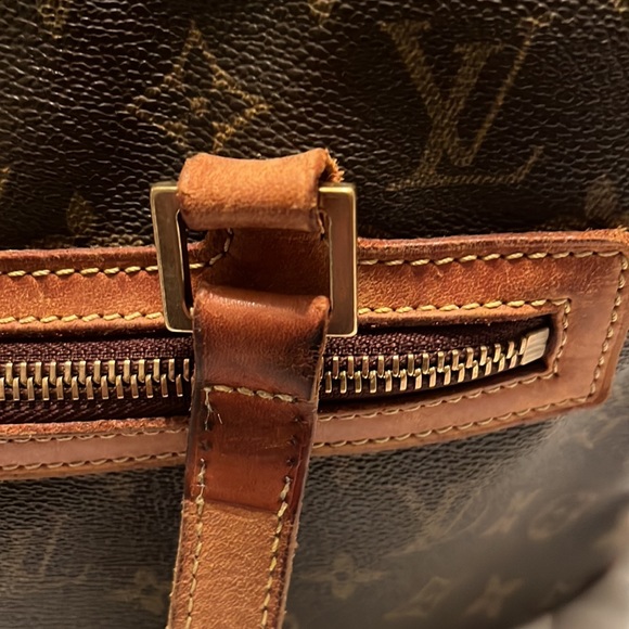 Authentic Louis Vuitton - Picture 12 of 12